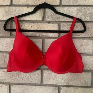 3for$20 bra has underwire 44D